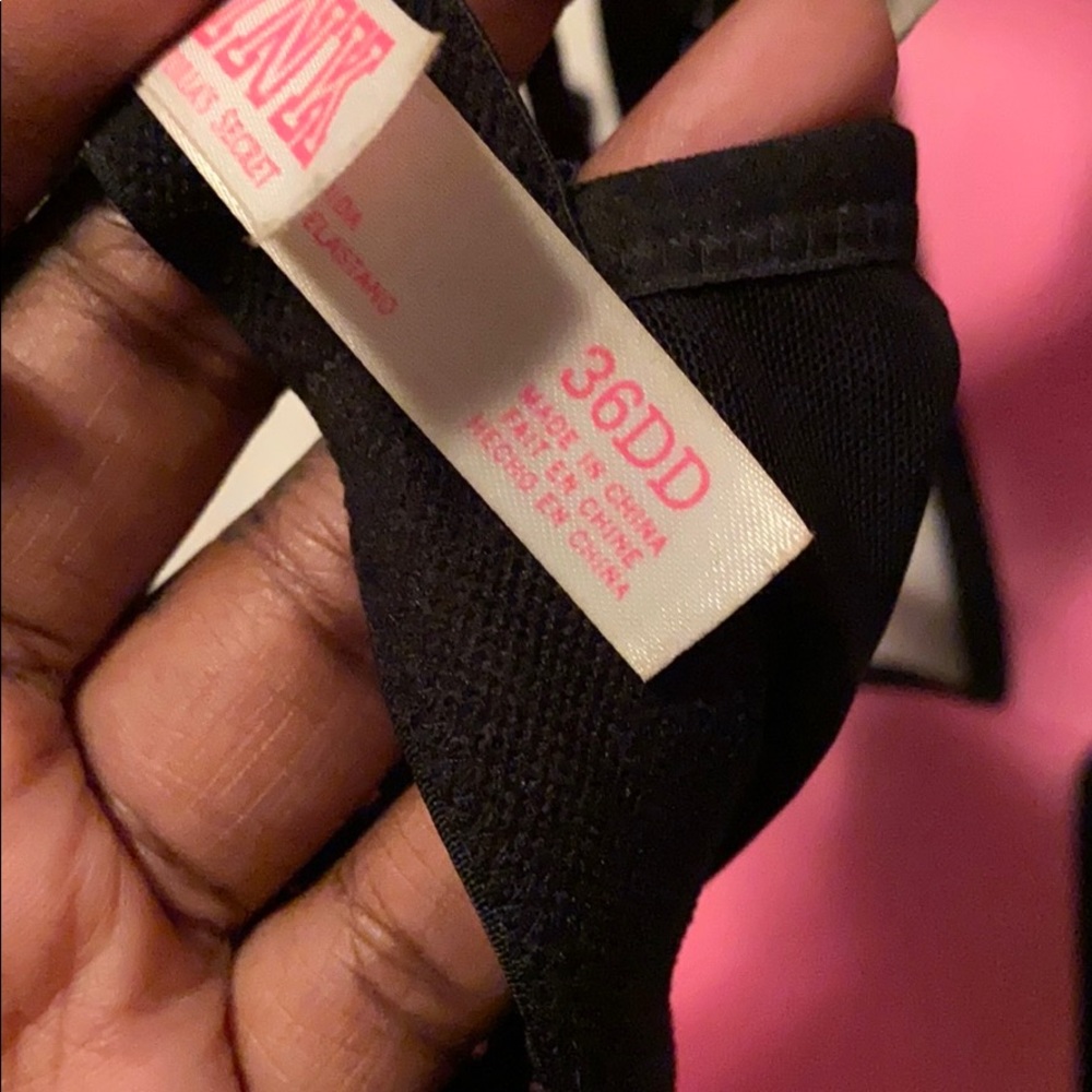Pink bra - Picture 3 of 3